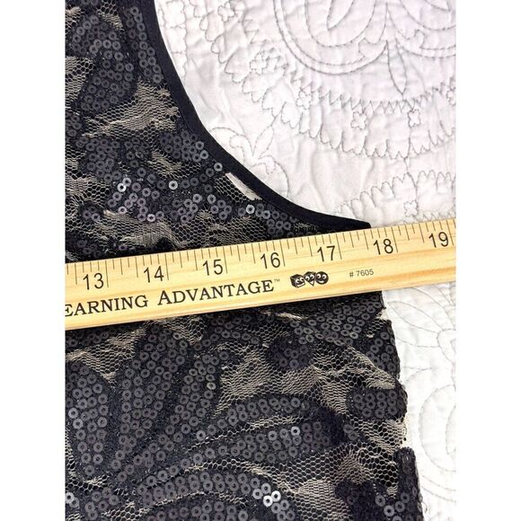 GORGEOUS ASTR Sheer, Lacy Sleeveless Black Top w/ Sequins, Fringe, Size S EUC - Picture 6 of 7